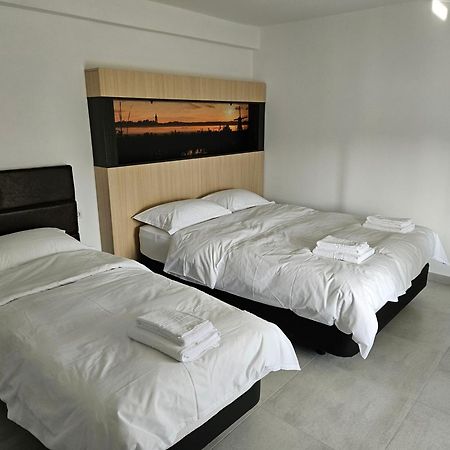 Casa Cristian Apartment Турда Екстериор снимка
